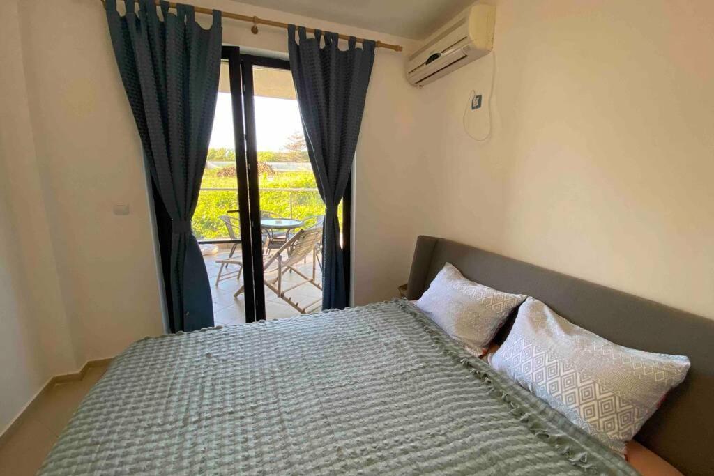 Seaview Dreamy Apartment With A Pool And Garden Sinemoretz Ngoại thất bức ảnh